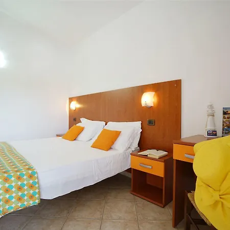 Santa Monica 2* ריקאדי